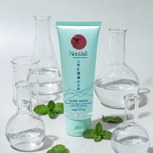 Neutidi Acne Wash - thành phần gồm 1,5% BHA và Tinh dầu bạc hà