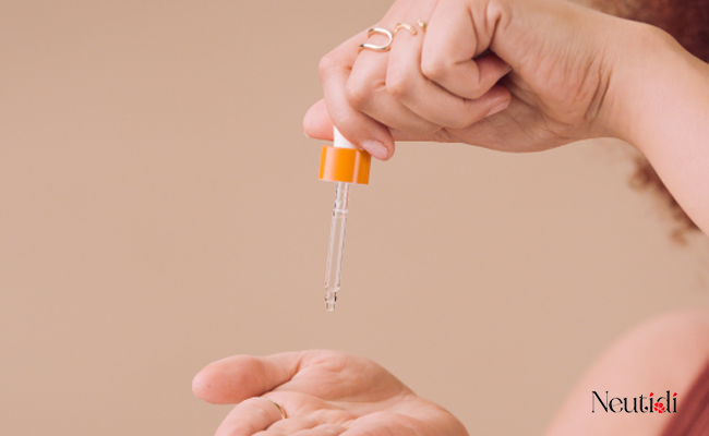 Hấu hiệu serum đã hỏng do quên đóng nắp