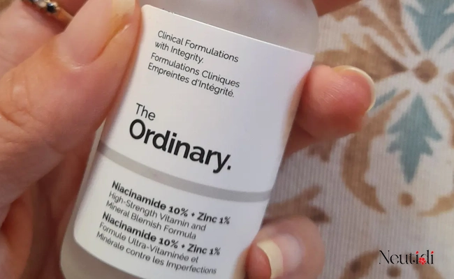 Serum thu nhỏ lỗ chân lông: The ordinary niacinamide 10%