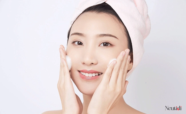 Lưu ý khi dùng chung niacinamide với axit azelaic