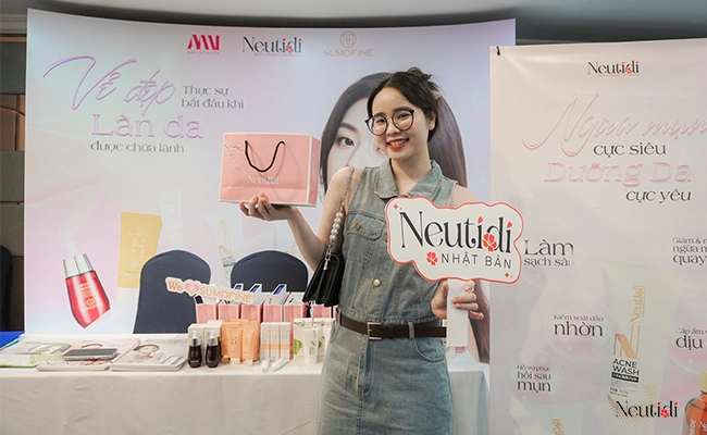 Neutidi hân hạnh đồng hành cùng chương trình Xóa "Bớt" Cho Em