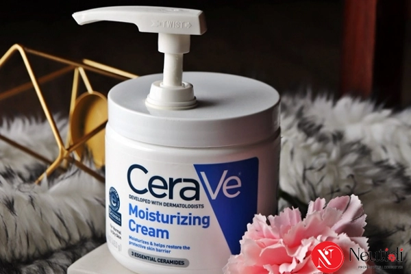 Nên kết hợp niacinamide với kem dưỡng nào để tăng cường hiệu quả? 4 Kem dưỡng Cerave kết hợp dùng với niacinamide