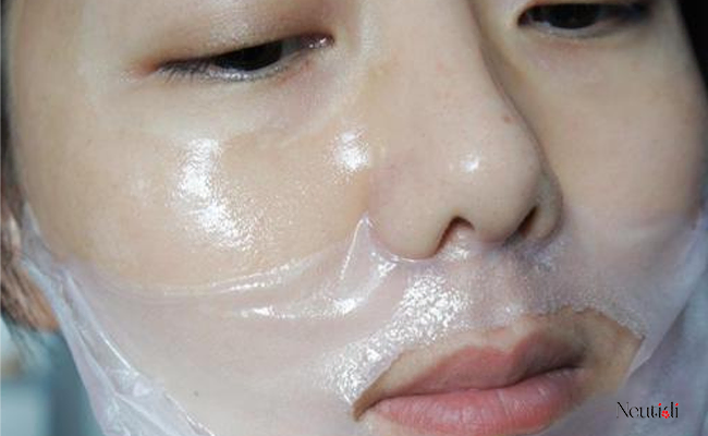 Có nên bôi serum sau khi đắp mặt nạ?