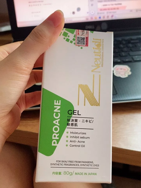 Kem dưỡng ẩm của Nhật loại nào tốt? Neutidi Proacne Gel