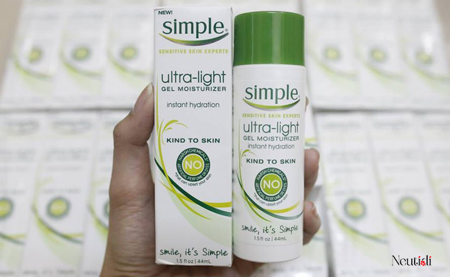 3. Kem dưỡng ẩm Simple Ultra Light Gel Moisturizer 44ml