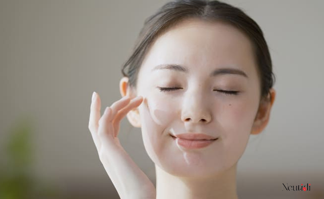 Lợi ích khi thoa kem dưỡng ẩm vitamin E lên da mặt