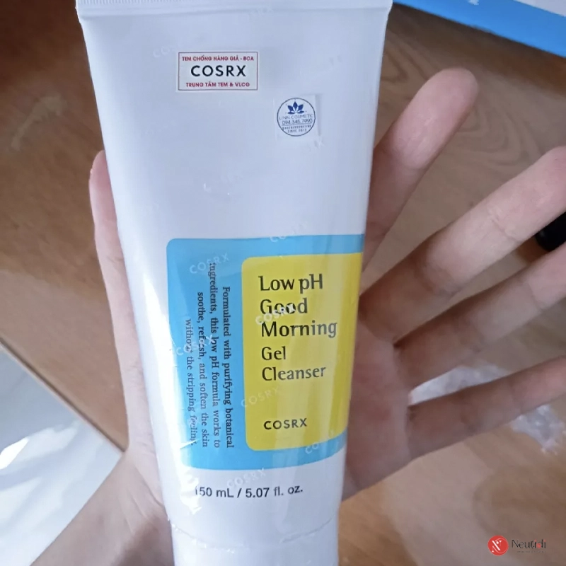 Review sữa rửa mặt có BHA: Cosrx Low pH Good Morning Gel Cleanser