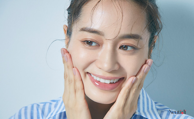 Rửa mặt xong có cần lau khô không?