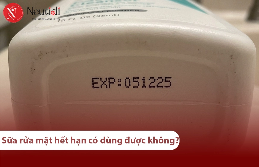 Sữa rửa mặt hết hạn có dùng được không? 5 tác hại nghiêm trọng cần biết 1 Sữa rửa mặt hết hạn có dùng được nữa không