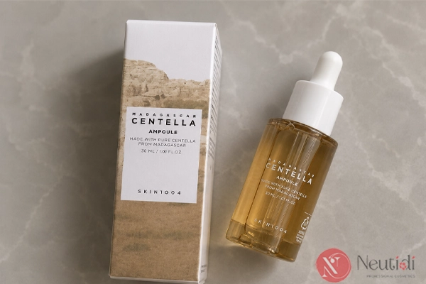 Serum giảm mụn cho da nhạy cảm - SKIN1004 Madagascar Centella Ampoule